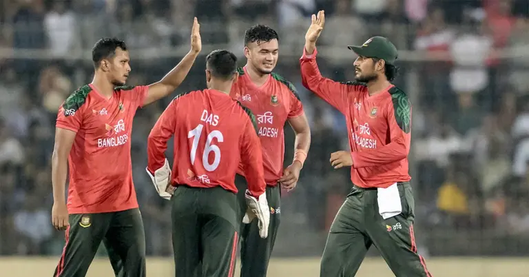 বাংলাদেশ ক্রিকেট দলের একাংশ